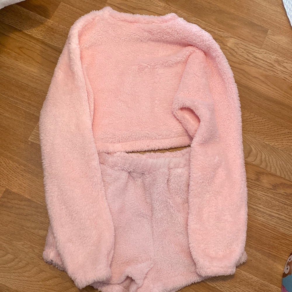 Women two piece set in pink